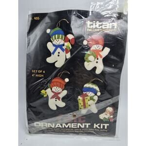 Titan Needlecraft Felt Ornament Kit No. 404 Snowman Snow woman 1984